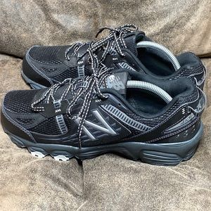 New Balance 410v4 Mens 9